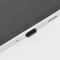 Lightning uzlādes ligzdas vāciņš ar turētāju melns