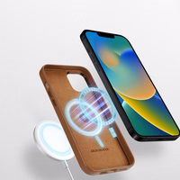 Dux Ducis Grit ādas apvalks iPhone 14 Plus Elegants mākslīgās ādas apvalks (MagSafe saderīgs) Brūns