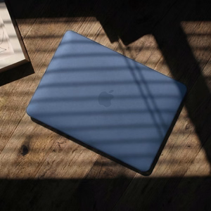 Tech-Protect Softshell vacins MacBook Neo 13 collu 2026, tumsi zils