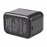 Uzlādes kārba baterijām un atmiņas kartēm PULUZ Insta360 X4 kamerai (melna)