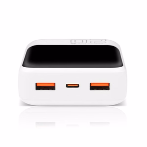 Ārējā baterija 20 000mAh, 2x USB, 1x USB-C 22,5W, QC4+, LCD ekrāns, balta