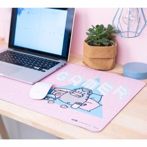 Pusheen XXL spēļu galda paklājiņš, 80 × 35 cm