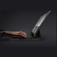 Uniq Venno Pro Magnētiskais Planšetdatora apvalks ar tastatūru iPad Air 13" 2024 / 2025 / iPad Pro 13" 2024 - melns