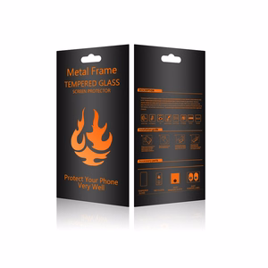 Rūdīts stikls ar metāla rāmīti iPhone 15 6,1" / 16 6,1", melns rāmītis