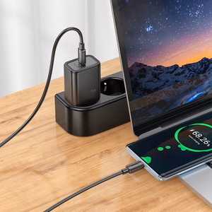 Lādētājs Hoco N62 30W GaN USB-C + USB-C uz USB-C kabelis 1.0m melns