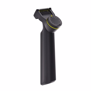 Philips OneBlade Pro 360 QP6542/15 – sejas un ķermeņa skuveklis mitrai un sausai lietošanai, darbības laiks 90 min., litija jonu, melns