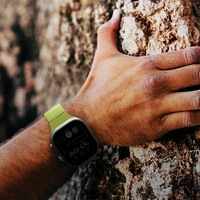 UNIQ siksniņa Stride Apple Watch Series 1/2/3/4/5/6/7/8/9/SE/SE2/Ultra/Ultra 2 42/44/45/49mm FKM gumijas pelēks