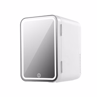 XO mini auto ledusskapis CZ015 balts ar LED spoguli