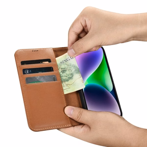 iCarer Viedtālruņa apvalks 2in1 no ādas ar atlokāmu vāciņu Anti-RFID brūns iPhone 14 (WMI14220725-BN)