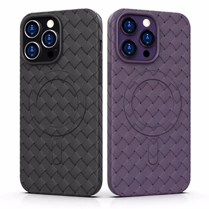 Magnētiskais pīts apvalks iPhone 15 Pro - melns