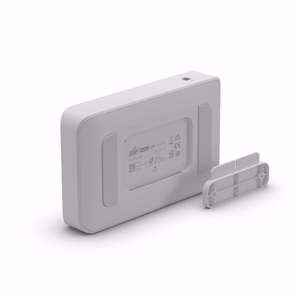 Komutators UBIQUITI Lite 8 PoE L2 8 porti PoE+ 4 porti