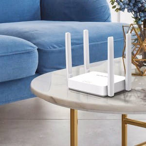 Mercusys AC10 bezvadu maršrutētājs Fast Ethernet divjoslu (2.4 GHz / 5 GHz) balts