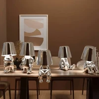 Nakts lampa Silver Man dizains L