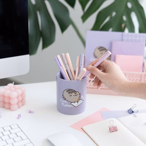 Pusheen – keramikas galda piederumu organizators no Moments kolekcijas