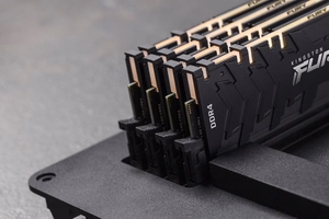Kingston Technology FURY 16GB 3200MT/s DDR4 CL16 DIMM (komplekts no 2) Renegade RGB