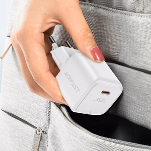 Acefast A73 Mini PD 20W GaN sienas lādētājs + USB-C kabelis - balts