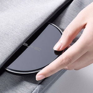 Blavec indukcijas lādētājs BQI-07 Qi 15W UniCharge (BQI07-QIB) melns stikls