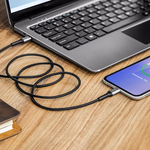 Kruger&Matz USB-C–Lightning C94 MFi kabelis, 1 m