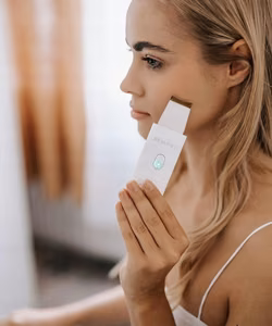 Beautifly Peeling Scrub Mini ultraskaņas sejas attīrīšanas ierīce