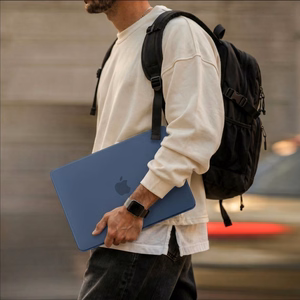 Tech-Protect Softshell vacins MacBook Neo 13 collu 2026, tumsi zils