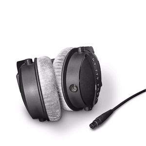 Beyerdynamic DT 770 PRO X – studijas austiņas, slēgta tipa, 48 Ω, melnas (1000302)