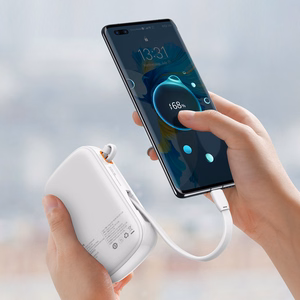 Baseus Qpow ar digitālo indikatoru portatīvais lādētājs ar ātru uzlādi 20000mAh 22.5W QC/PD/SCP/FCP ar iebūvētu USB-C kabeli balta