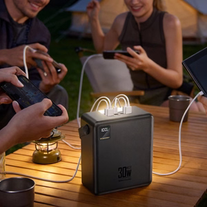 Wozinsky W8-B 100000mAh 30W ārējais akumulators, 2xUSB-A, 2xUSB-C, ar lukturīti, melns