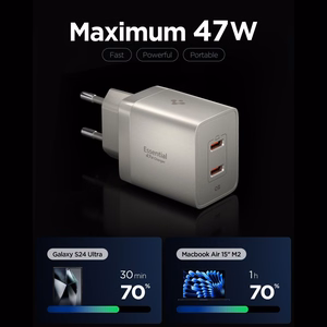 Spigen Essential EE472EU-GAN 2 portu 47 W sienas lādētājs – titāna krāsā