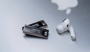 ADATA UR340 USB zibatmiņa 128 GB USB Type-A 3.2 Gen 2 (3.1 Gen 2) melna
