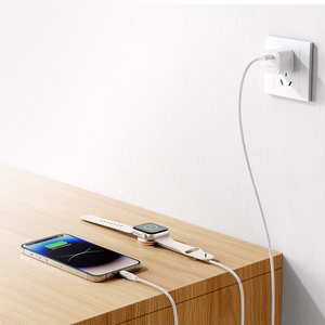 Ātrās uzlādes magnētiskais 2‑in‑1 lādētājs Joyroom S-IW012 30W 1.5m (balts)