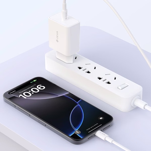 Devia Rocket PD sienas lādētājs, 45 W, 1 × USB-C, balts