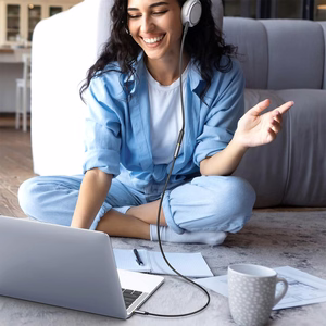 Ugreen AV118 10592 kabelis 3.5 mm mini jack (vīriešu) / 3.5 mm mini jack (sieviešu) 1m - sudraba