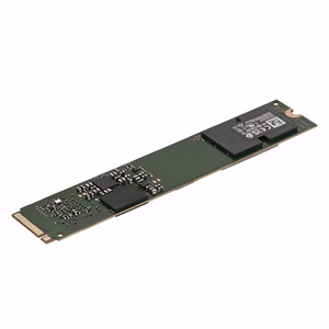 Micron 7450 PRO 3.84TB M.2 NVMe SSD disks lasīšana 5000 MB/s rakstīšana 2500 MB/s