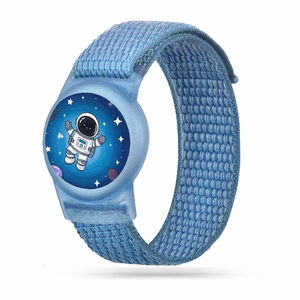 TECH-PROTECT NYLON BĒRNIEM APPLE AIRTAG 1 / 2 ASTRONAUT