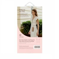 Uniq Coehl Linear Magnētiskais uzlādes viedtālruņa apvalks iPhone 16 - opāla krāsas