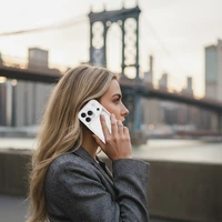 Liavec mīksts maciņš priekš Iphone 17 Pro balts