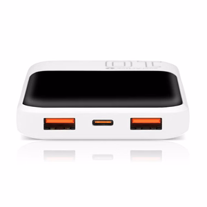 Ārējā baterija 10 000mAh, 2x USB, 1x USB-C 22,5W, QC4+, LCD ekrāns, balta