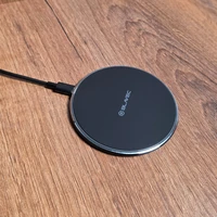 Blavec indukcijas lādētājs BQI-06 Qi 15W UniCharge (BQI06-QIB) matēts melns