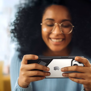 Ugreen Fusion Kickstand maciņš iPhone 13 Pro ar statīvu melns