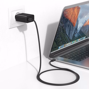 Blavec sienas lādētājs BC-8 GaN4 - Type C - PD QC 65W 3A ar Type C uz Type C kabeli (TCBC8G4-CB653A+CC) melns