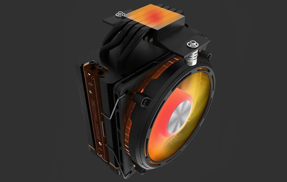 Aktīvais dzesētājs ar krāsainu apgaismojumu tumšā fonā