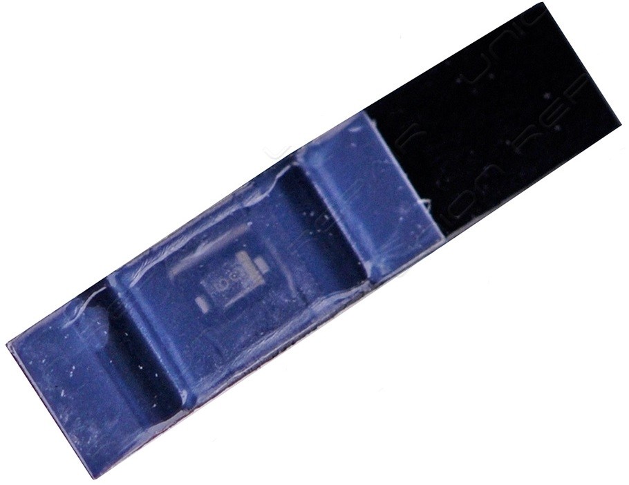 Mikroshēma IC iPhone 6/6 Plus/6S/6S Plus aizmugures apgaismojuma diode D4051, D3702