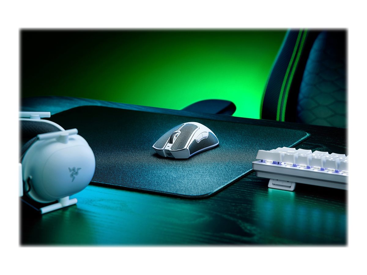 Razer DeathAdder V3 Pro pele balta