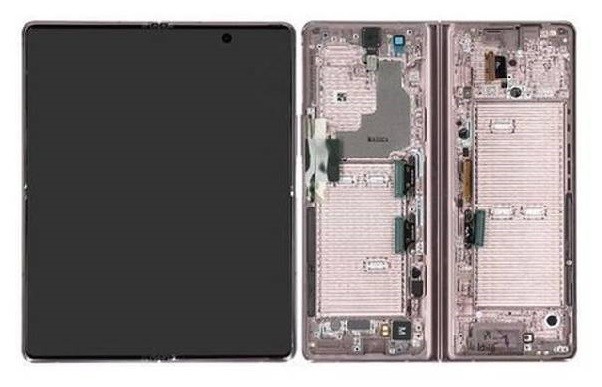 LCD ekrāns Samsung F916 Z Fold2 5G ar skārienekrānu un rāmi Mystic Bronze (iekšējais) oriģināls (lietots B klase)