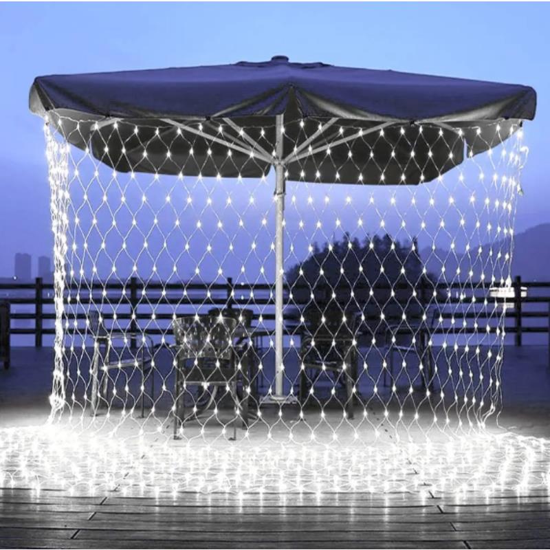 LED aizkars (120 spuldzītes) 1,5M x1,5M auksti balts
