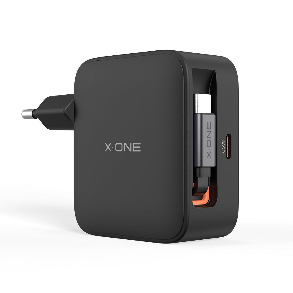 Ceļojumu lādētājs X-ONE ChargeGo GaN 65W ar ievelkamu kabeli un USB C pieslēgvietu – melns
