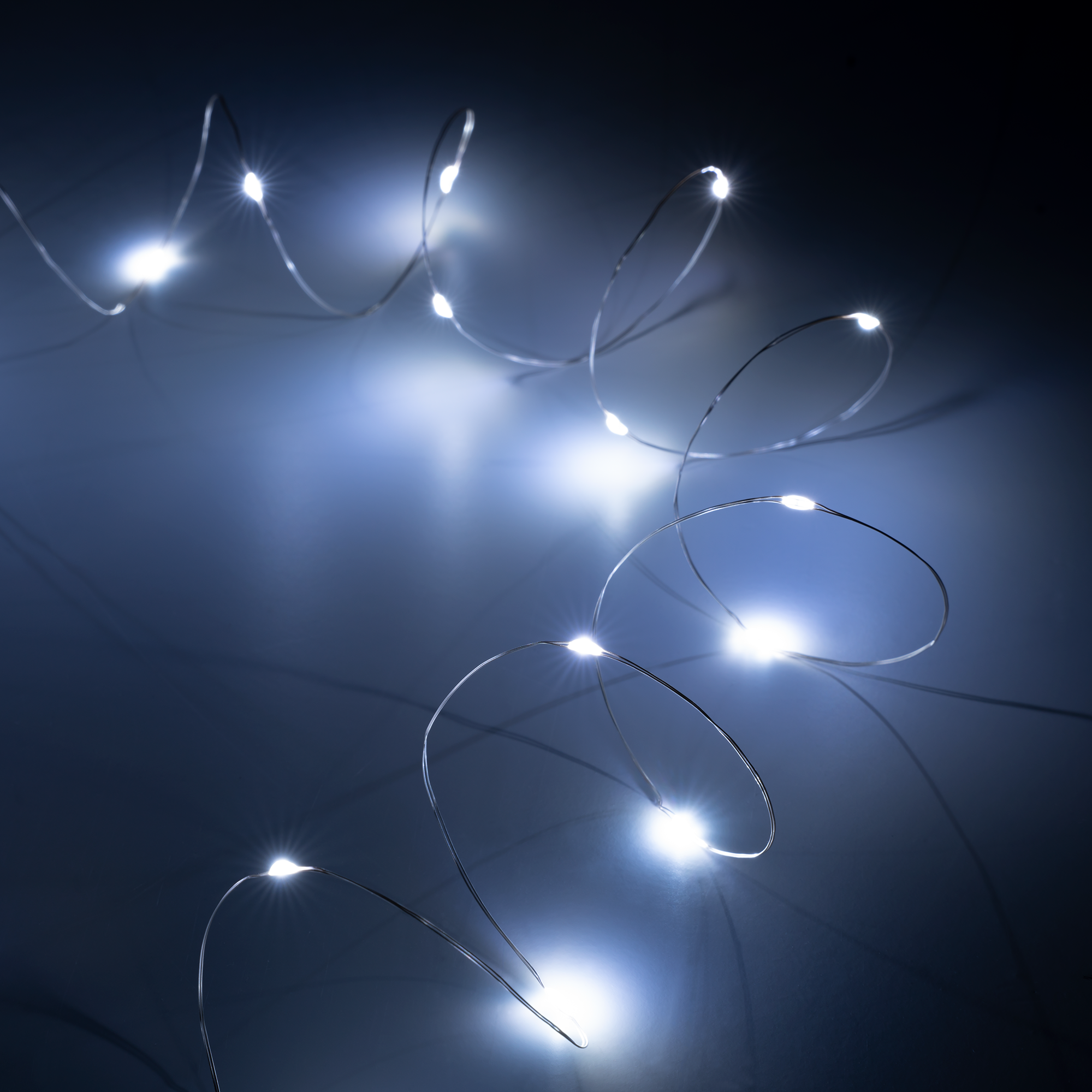 Ziemassvētku virtene, 20 mini LED, auksti balta