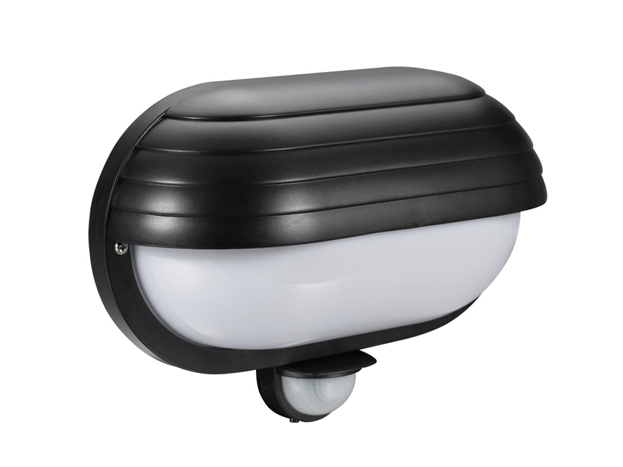MCE33 sienas gaismeklis ar 180° PIR sensoru, 60 W